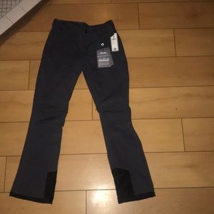Women’s snowboarding pants